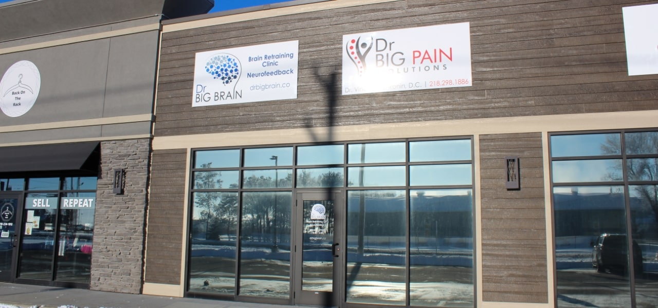 exterior view of dr big pain office building